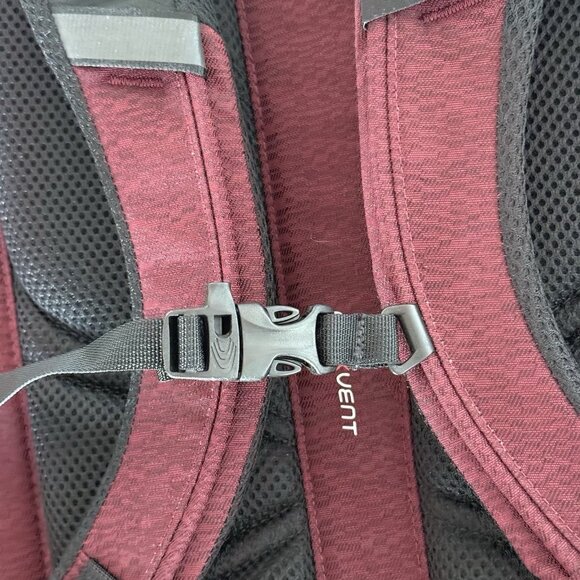 The North Face Vault Backpack Deep Garnet Red Splinter/Black Outdoor Travel - Picture 16 of 16